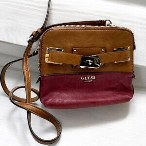 Guess Shoulder Cross Body Bag Maroon Brown Fall Fashion Zipper Buckle *READ
